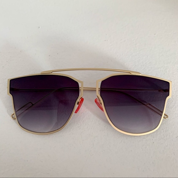 Black Gold Sunglasses - Picture 5 of 6